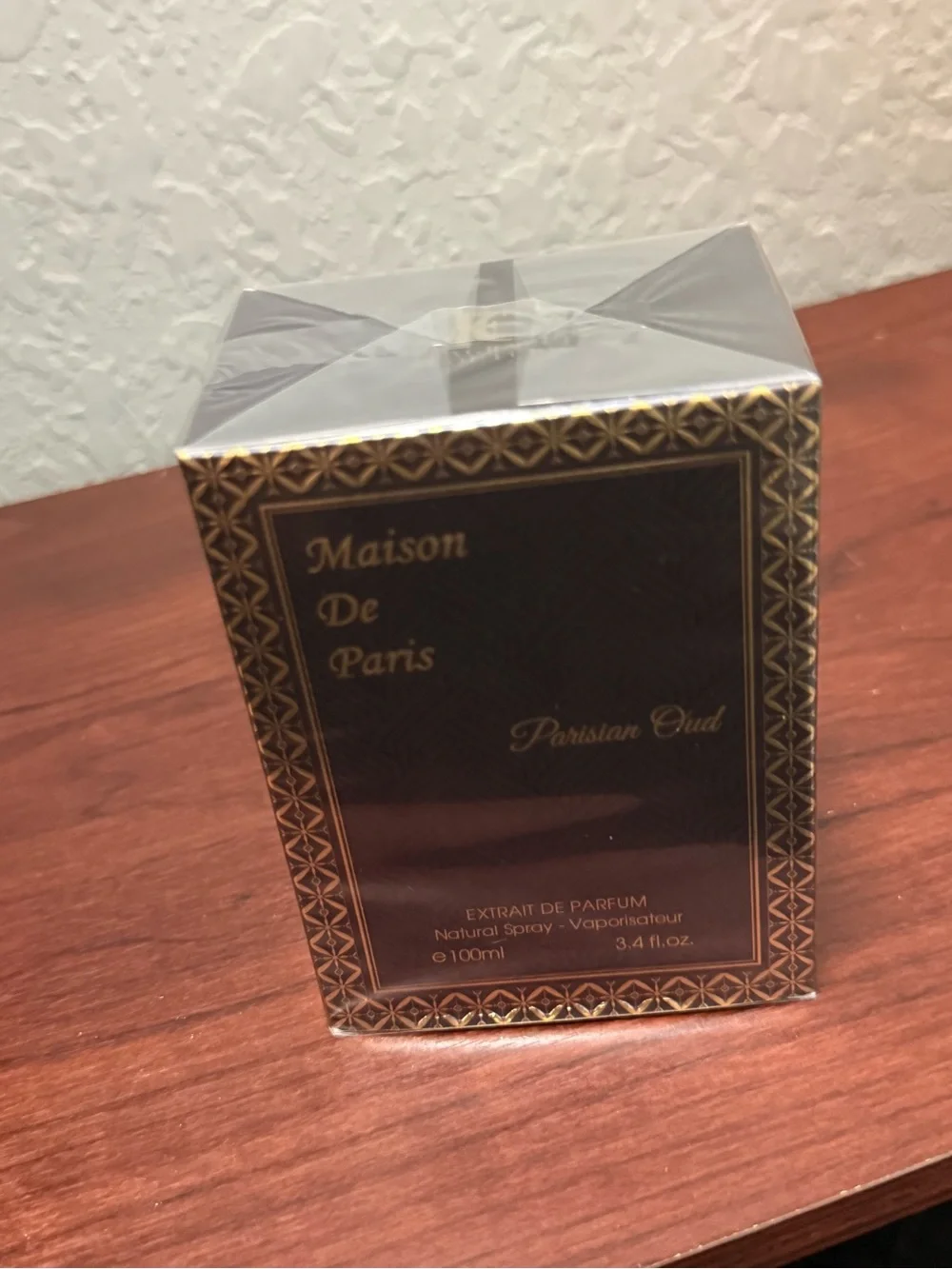Parisian Oud Body Oil & Moisturizer - Black & Gold